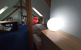 Zwischen Bauhaus und Park Georgium